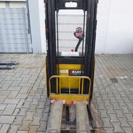 Yale MS12AC