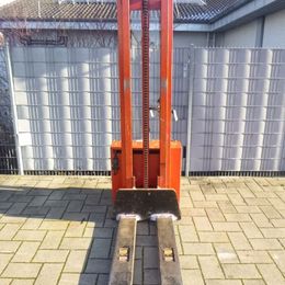 Linde L12